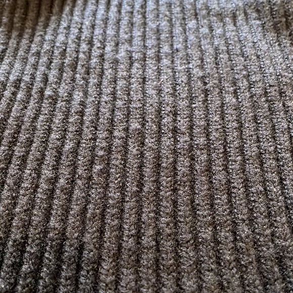 Coach Men’s 100% Wool Ribbed Sweater - Picture 7 of 14
